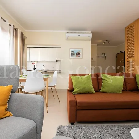 Feliz Apartment