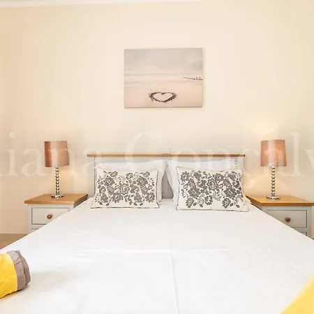 Feliz * Cabanas De Tavira