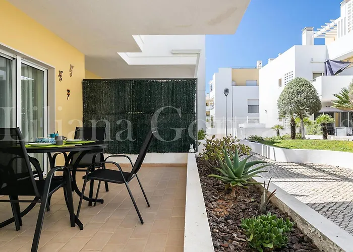 アパート Feliz *